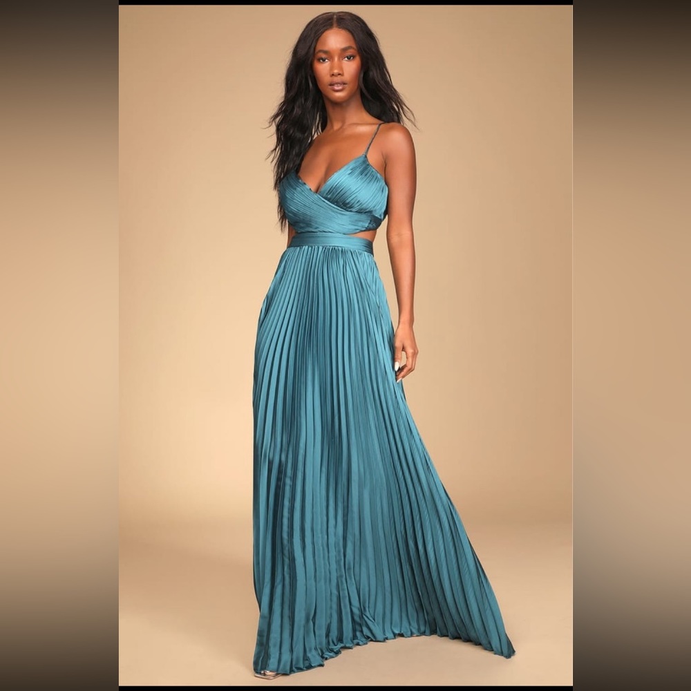 Lulus Got the Glam Pleated Maxi Dress